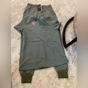 CodeNXT scrub set XS NWTS